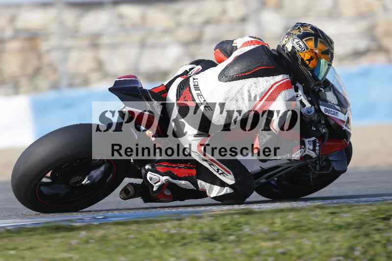 /Archiv-2024/01 26.-28.01.2024 Moto Center Thun Jerez/Gruppe gruen-green/backside